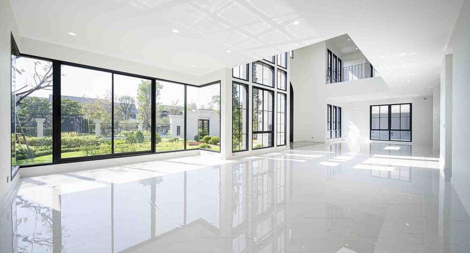 For rent 5 bedrooms house in Bang Khen, Bangkok