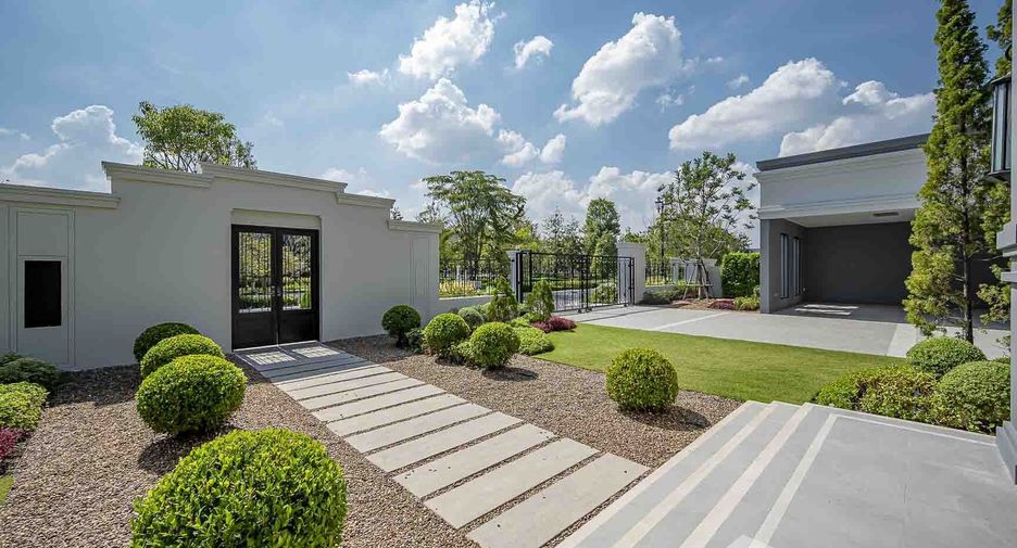 For rent 5 bedrooms house in Bang Khen, Bangkok