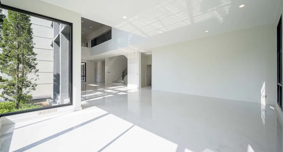 For rent 5 ベッドルーム house in Bang Khen, Bangkok