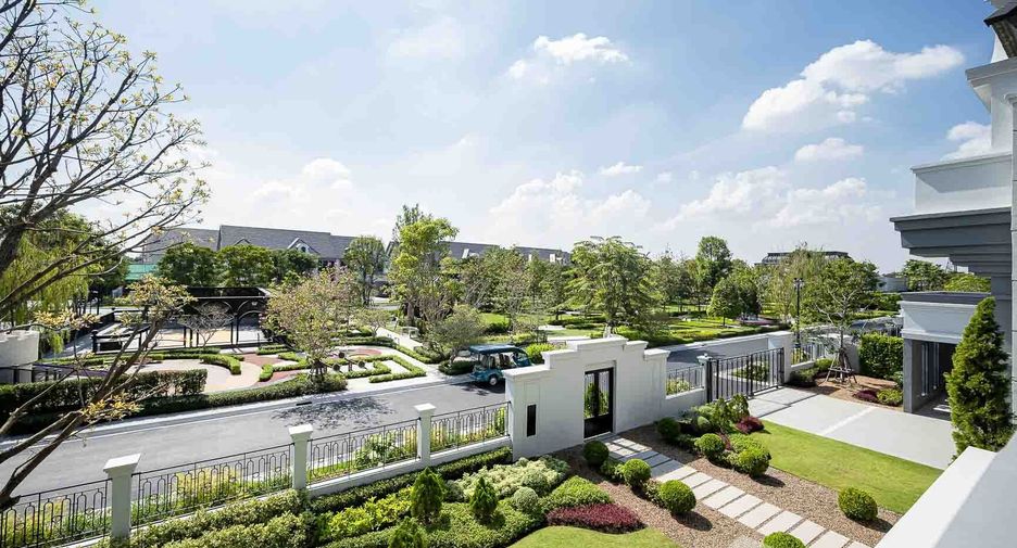 For rent 5 bedrooms house in Bang Khen, Bangkok