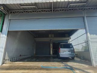 出租 4 卧室 联排别墅 在 Bang Phli, Samut Prakan