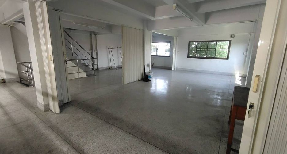 Reihenhaus zur Miete mit 4 Zimmer in Bang Phli, Samut Prakan