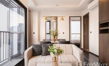 For rent 2 bedrooms condo in Watthana, Bangkok