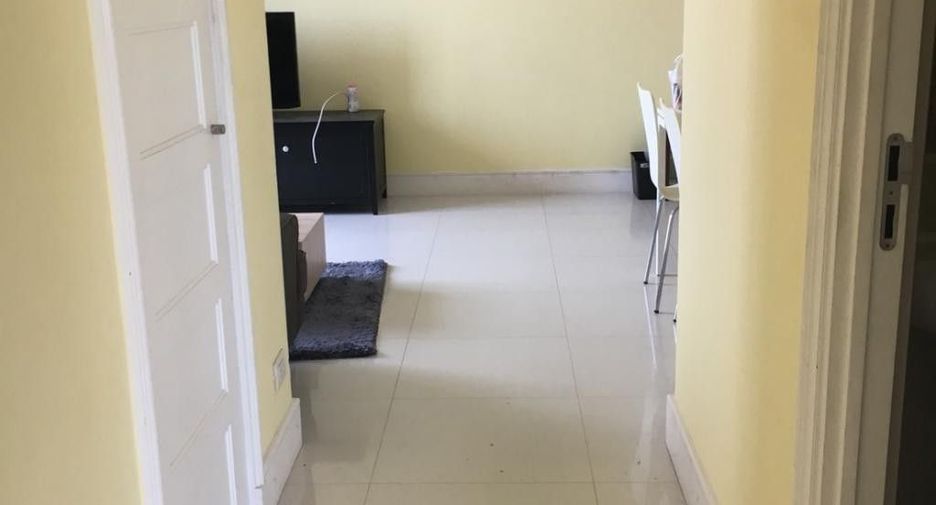 Wohnung zur Miete mit 2 Zimmer in Khlong Toei, Bangkok