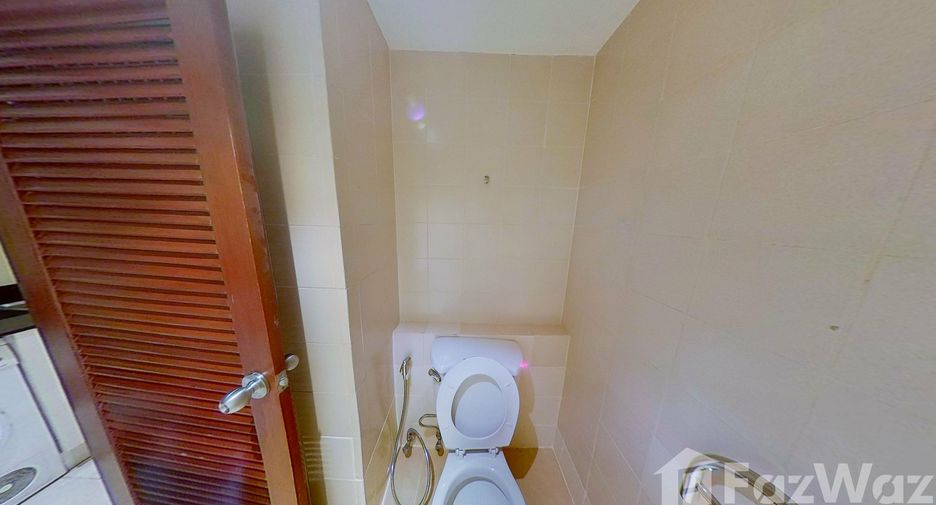 Wohnung zur Miete mit 3 Zimmer in Khlong Toei, Bangkok