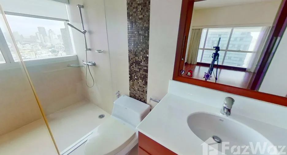 Wohnung zur Miete mit 3 Zimmer in Khlong Toei, Bangkok