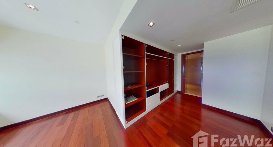 Wohnung zur Miete mit 3 Zimmer in Khlong Toei, Bangkok