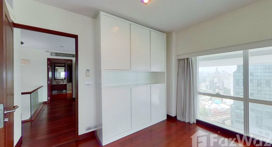 Wohnung zur Miete mit 3 Zimmer in Khlong Toei, Bangkok