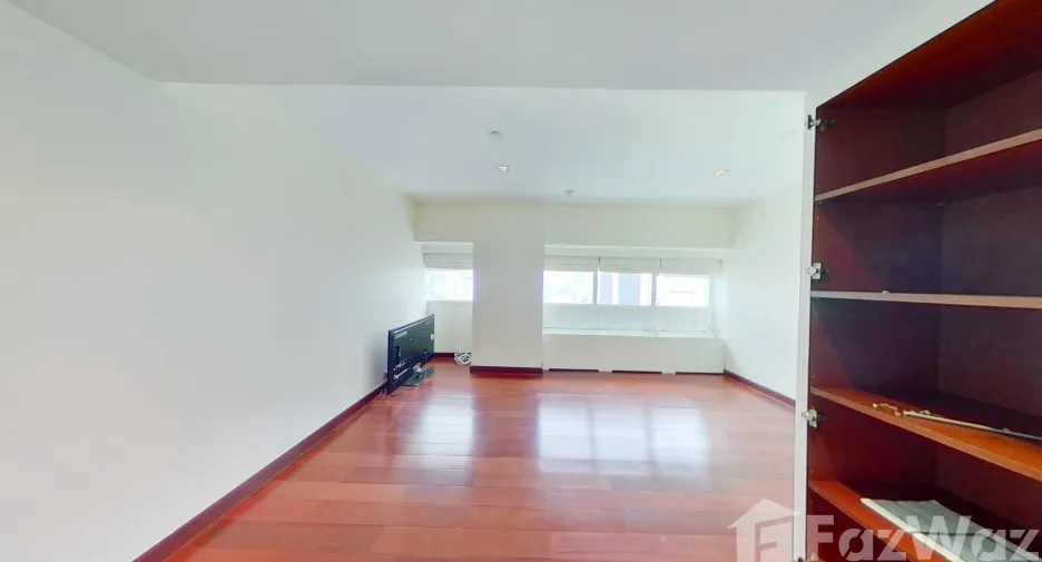Wohnung zur Miete mit 3 Zimmer in Khlong Toei, Bangkok