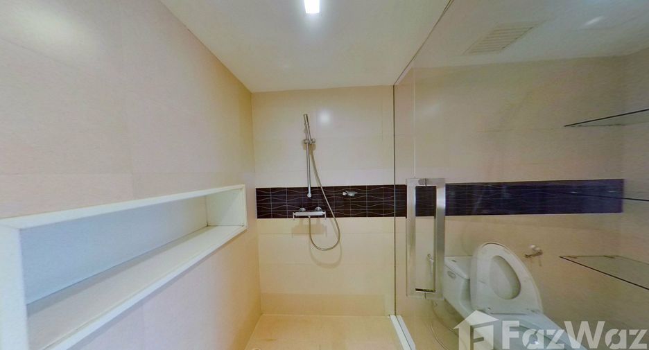 Wohnung zur Miete mit 3 Zimmer in Khlong Toei, Bangkok