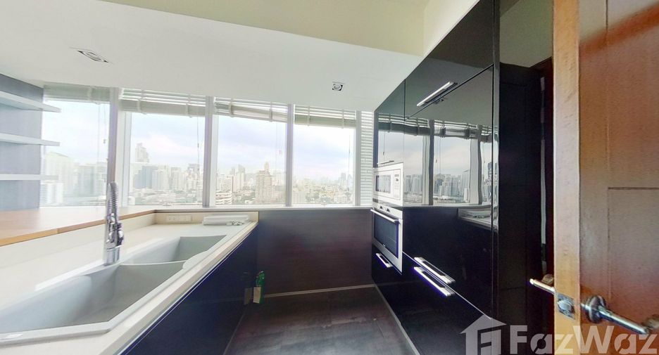 Wohnung zur Miete mit 3 Zimmer in Khlong Toei, Bangkok