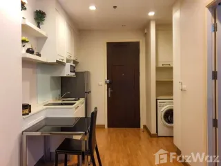 À louer 1 chambre condo à Phra Khanong, Bangkok
