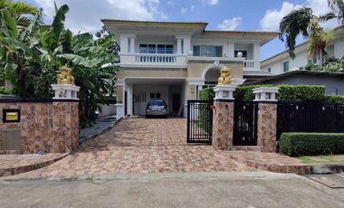 Casa en alquiler de 6 habitaciones en Prawet, Bangkok