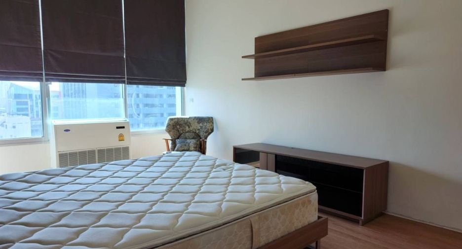 For rent 2 bedrooms condo in Phaya Thai, Bangkok
