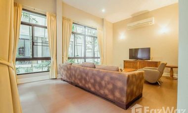出租 4 卧室 独立屋 在 Khlong Toei, 曼谷