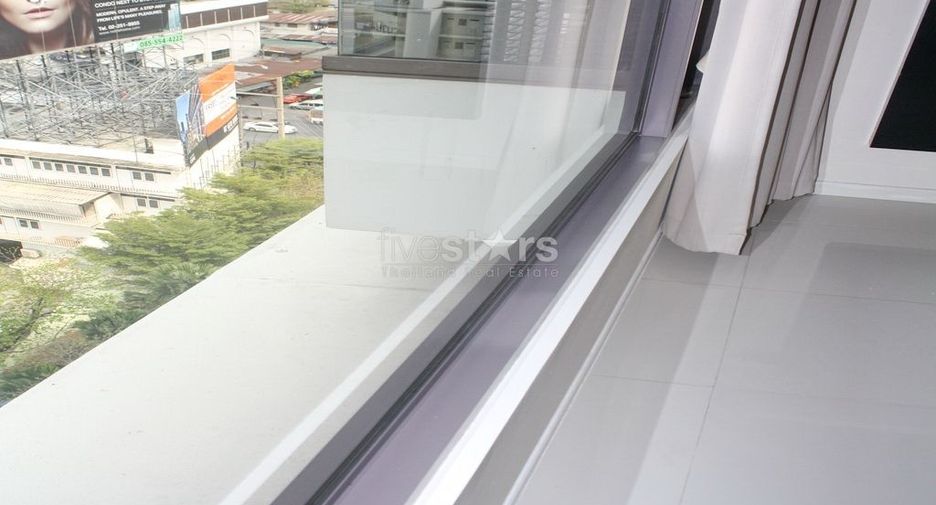 For rent 1 bed condo in Sathon, Bangkok