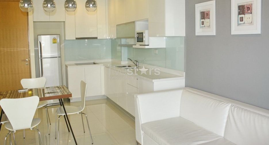 For rent 1 bed condo in Sathon, Bangkok