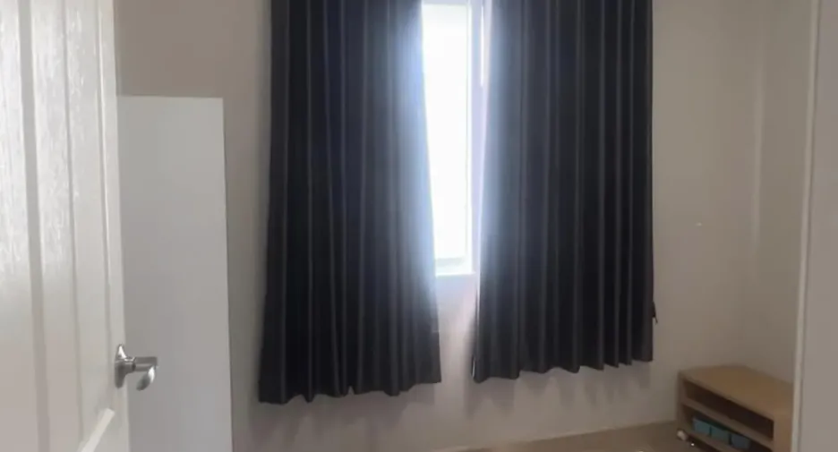 For rent 3 bedrooms townhouse in Bang Phli, Samut Prakan
