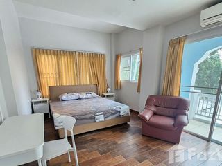 Reihenhaus zur Miete mit 3 Zimmer in Phasi Charoen, Bangkok