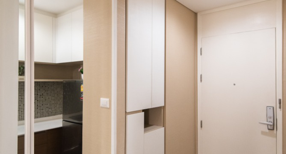 For rent 2 bedrooms condo in Chatuchak, Bangkok