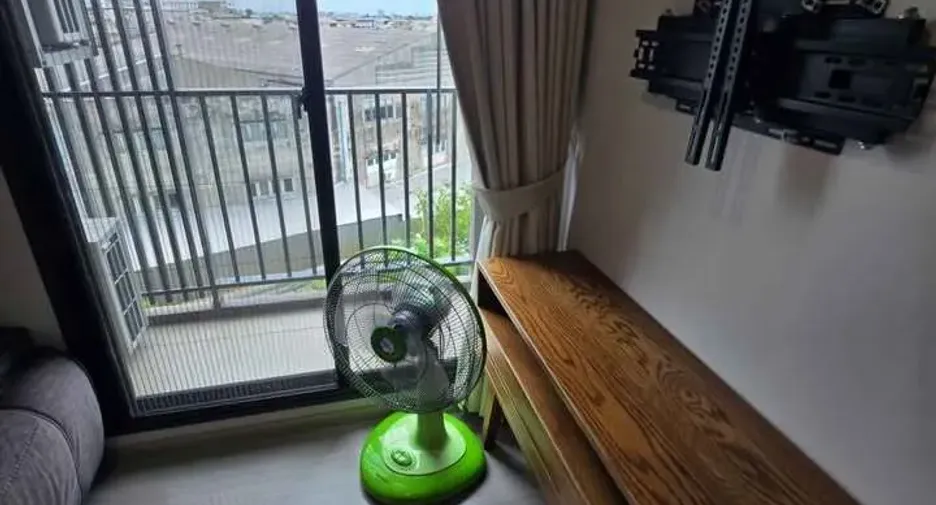 For rent 2 bedrooms condo in Phasi Charoen, Bangkok