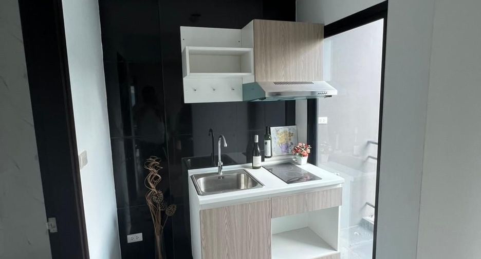 For rent studio condo in Din Daeng, Bangkok