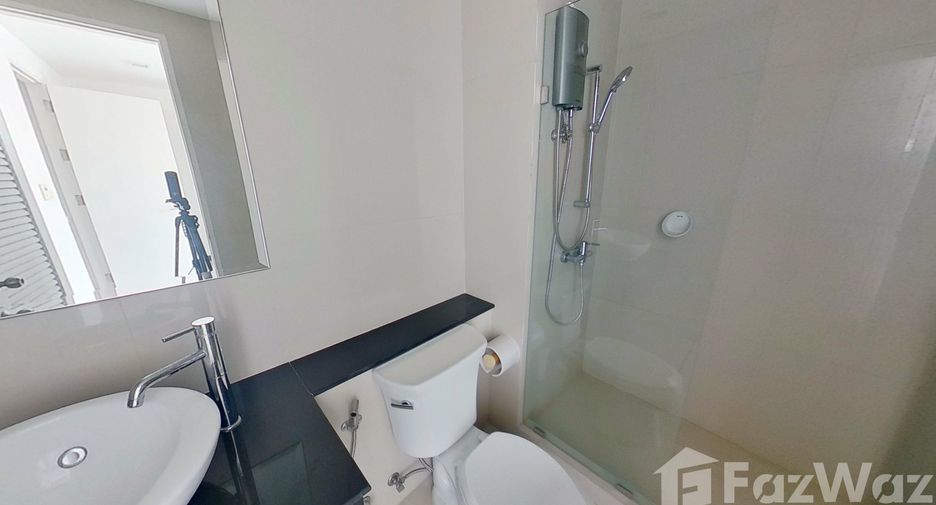 Condo en alquiler de 3 habitaciones en Khlong Toei, Bangkok