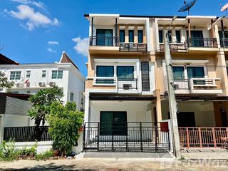 Reihenhaus zur Miete mit 3 Zimmer in Suan Luang, Bangkok