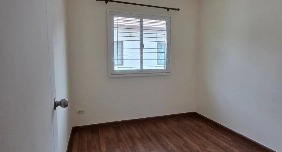 Haus zur Miete mit 3 Zimmer in Suan Luang, Bangkok
