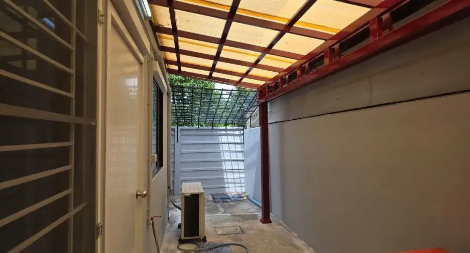 Haus zur Miete mit 3 Zimmer in Suan Luang, Bangkok
