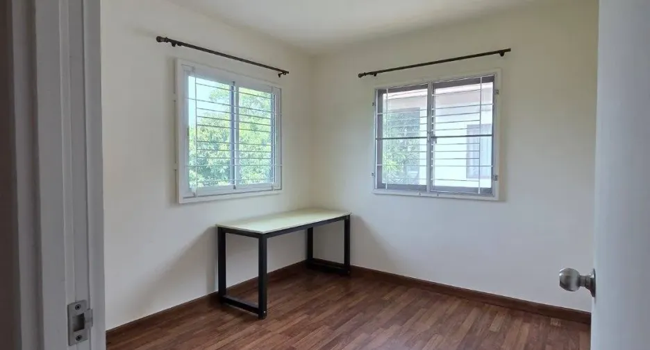 Haus zur Miete mit 3 Zimmer in Suan Luang, Bangkok