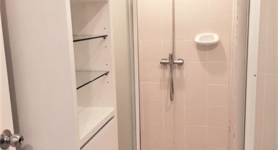For rent 2 bedrooms condo in Phaya Thai, Bangkok