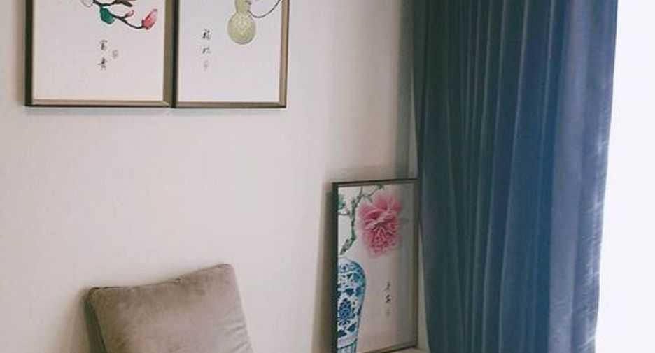 For rent 2 bedrooms condo in Huai Khwang, Bangkok