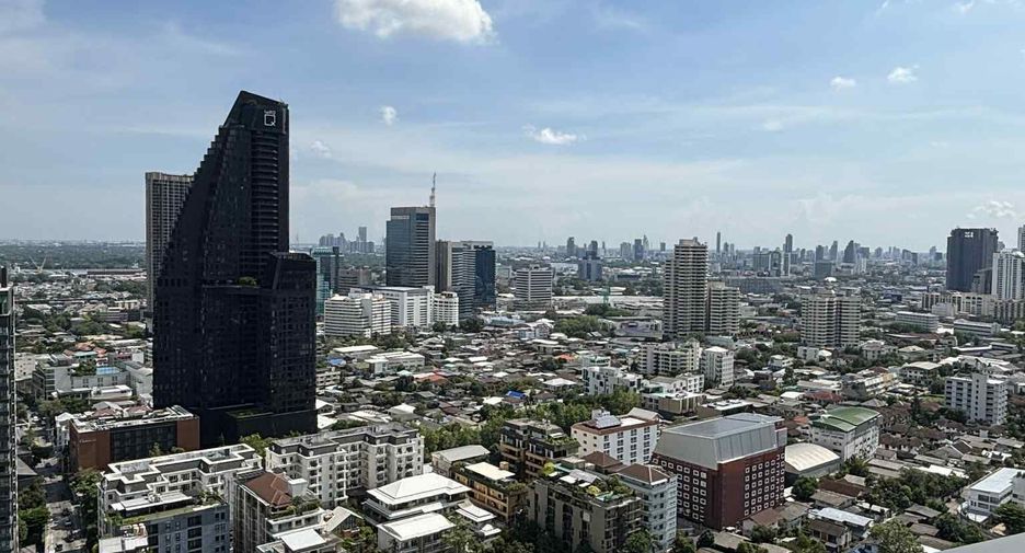 À louer 1 chambre condo à Khlong Toei, Bangkok
