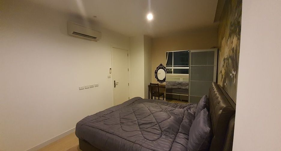 À louer 1 chambre condo à Huai Khwang, Bangkok