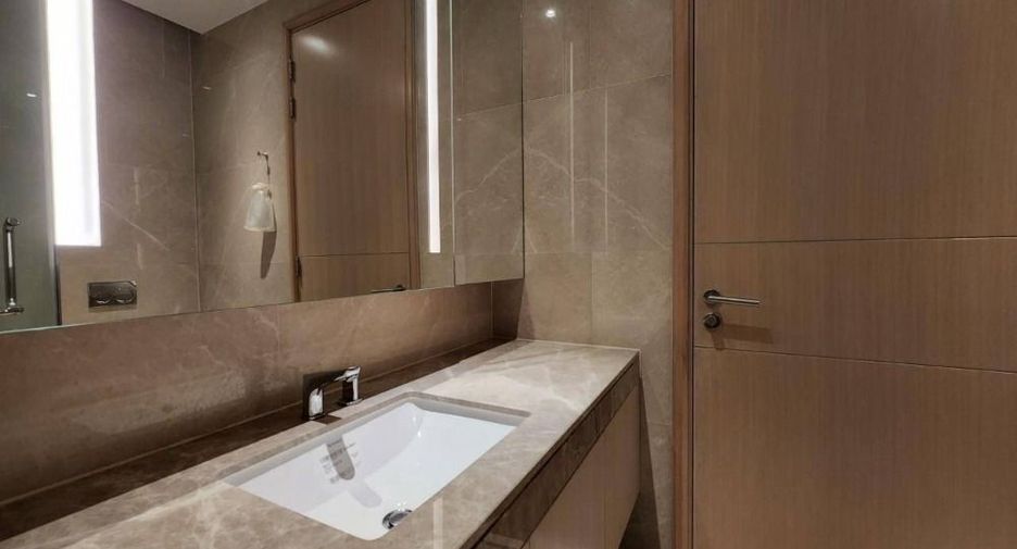 Condo en alquiler de 1 habitaciones en Khlong San, Bangkok