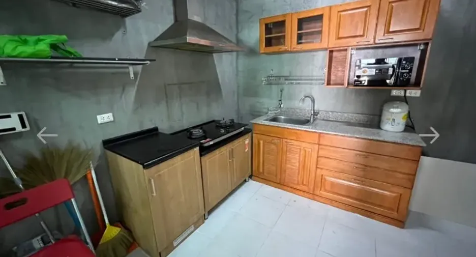 Casa en alquiler de 3 habitaciones en Lak Si, Bangkok