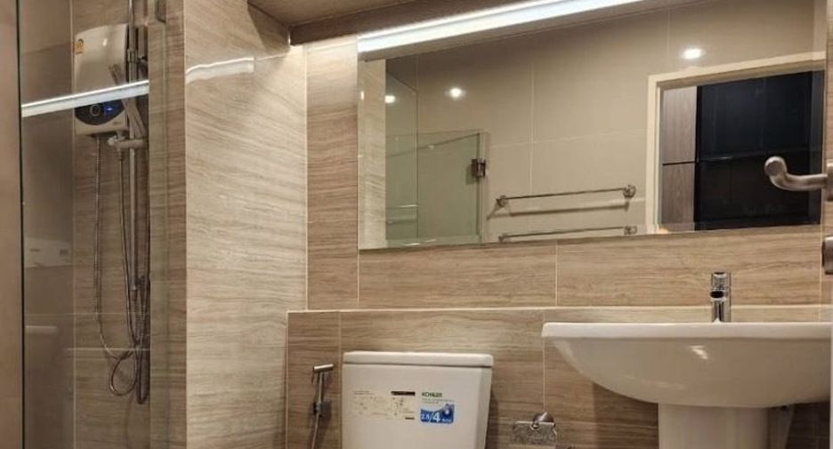 For rent 1 bed condo in Mueang Samut Prakan, Samut Prakan