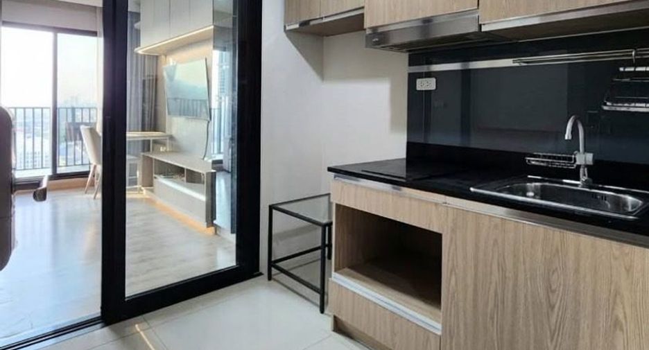 For rent 1 bed condo in Mueang Samut Prakan, Samut Prakan