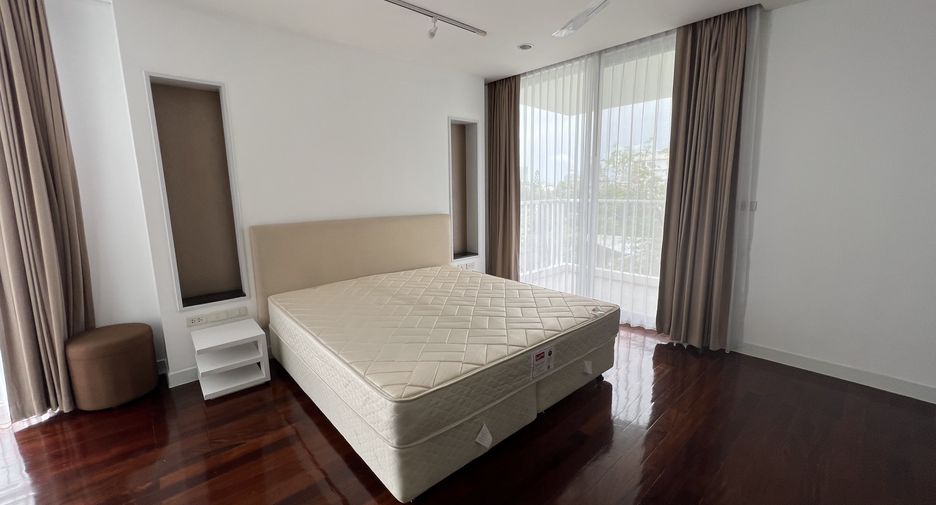 ให้เช่า 4 ห้องนอน คอนโด ใน วัฒนา, กรุงเทพฯ