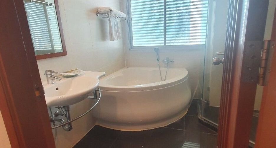 出租 3 卧室 公寓式住宅 在 沙吞, 曼谷
