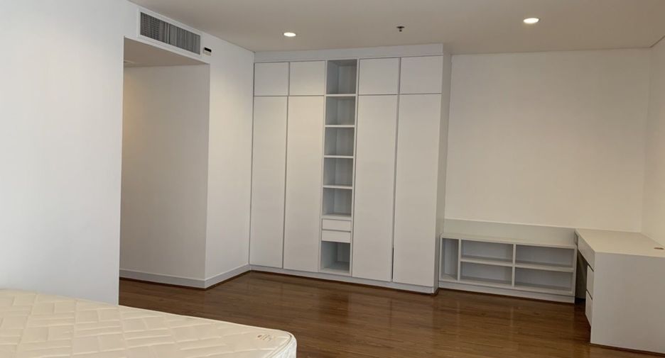 Wohnung zur Miete mit 4 Zimmer in Watthana, Bangkok