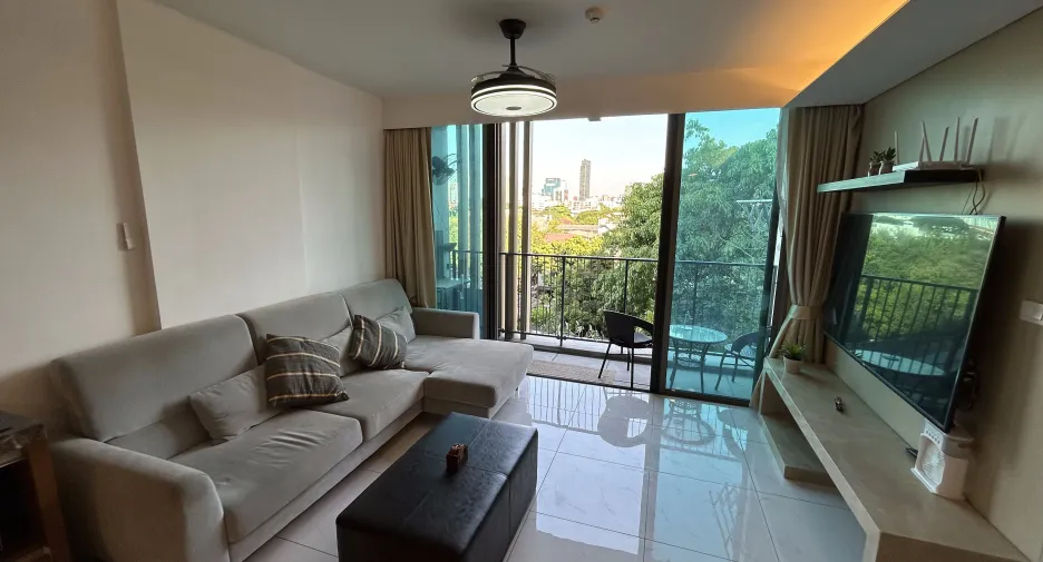 For rent 2 bedrooms condo in Watthana, Bangkok