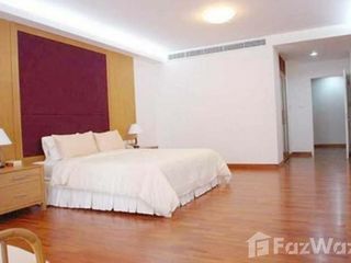 À louer 4 chambres appartement à Watthana, Bangkok