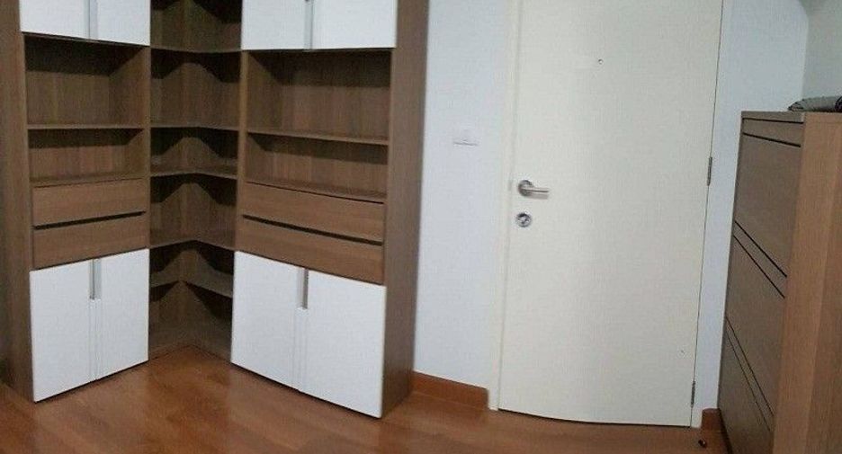 For rent 1 bed condo in Thon Buri, Bangkok
