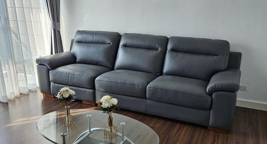 For rent 4 bedrooms townhouse in Prawet, Bangkok