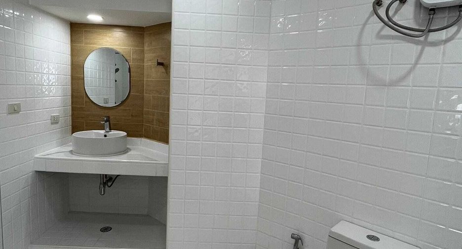 For rent 1 bed condo in Bang Na, Bangkok