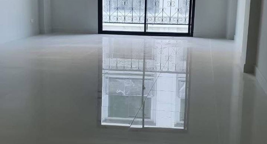 Büro zur Miete in Prawet, Bangkok