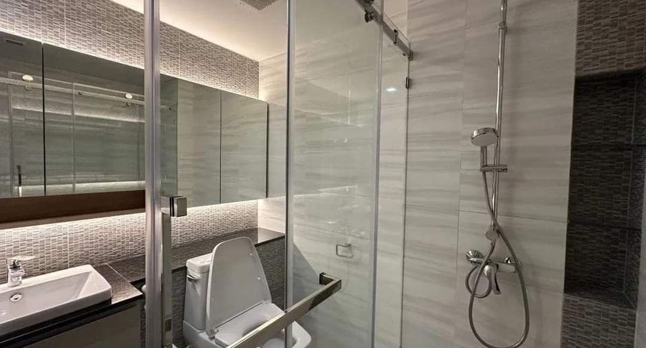 Wohnung zur Miete mit 3 Zimmer in Khlong Toei, Bangkok