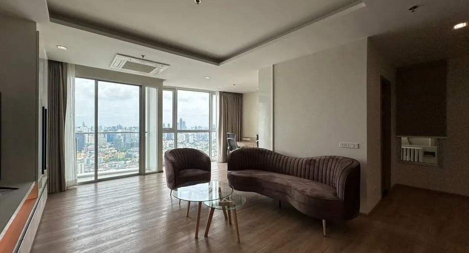 Wohnung zur Miete mit 3 Zimmer in Khlong Toei, Bangkok